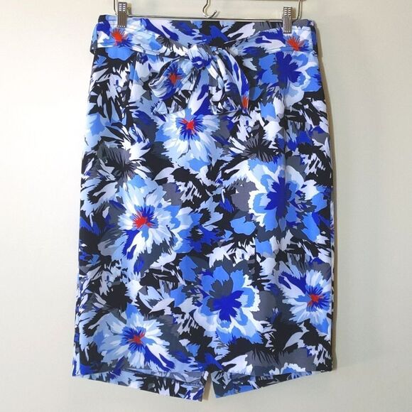 Lane Bryant Infinite Stretch Floral Pencil Skirt Size 16 - Picture 1 of 12